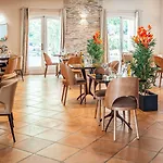 Western L'orangerie