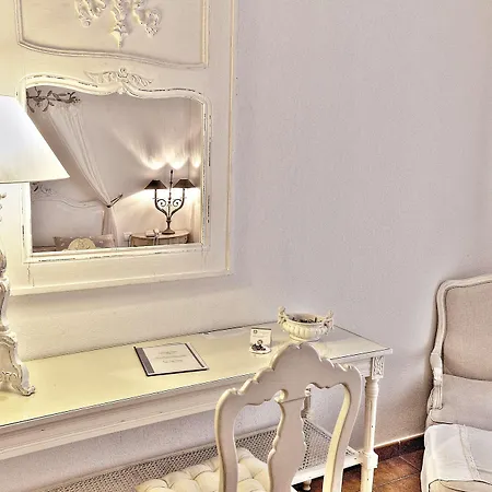 Western L'orangerie Szálloda 4*