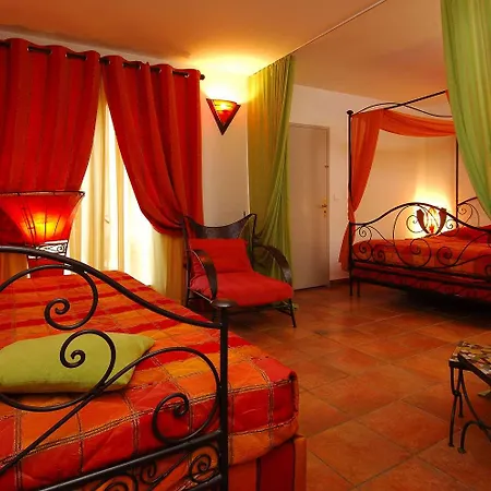 Western L'orangerie فندق نيم