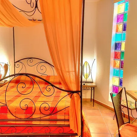 Western L'orangerie Szálloda 4*