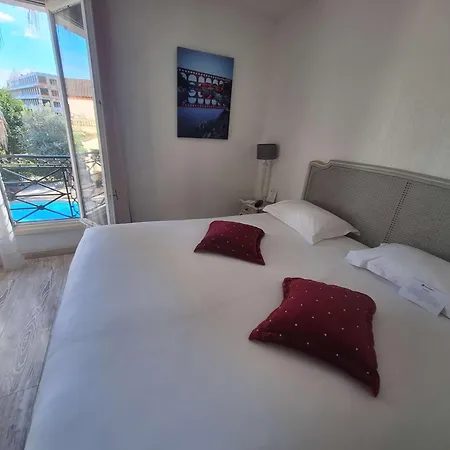 Western L'orangerie Otel 4*