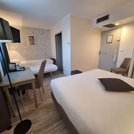 Western L'orangerie Otel Nîmes